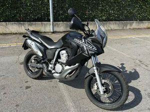 2013 HONDA TRANSALP XL 700 V A VENDRE