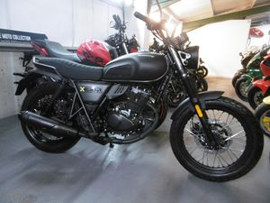 KEEYWAY X LIGHT 125. THE NEW RETRO 125 A VENDRE