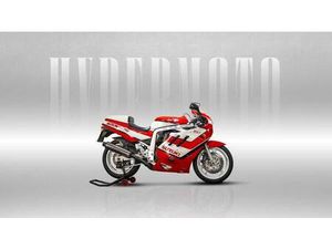 1990 SUZUKI GSX-R 750 EPOCA DEL 1990 A VENDRE