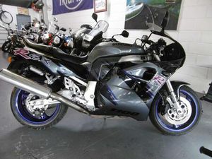 1994 SUZUKI GSX R 1100 VERY ORIGINAL A VENDRE