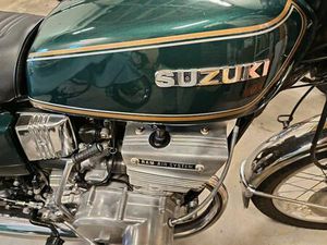 1976 SUZUKI GT 550 A VENDRE