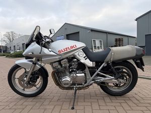 1982 SUZUKI KATANA 1100 A VENDRE