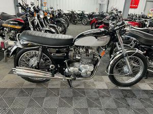 1971 TRIUMPH T150 TRIDENT MATCHING NUMBERS, LOVELY BIKE A VENDRE