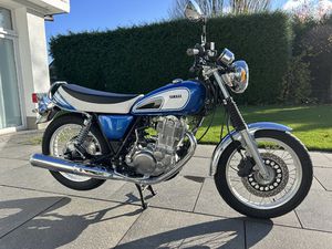 2014 YAMAHA SR400 LIMITED EDITION A VENDRE