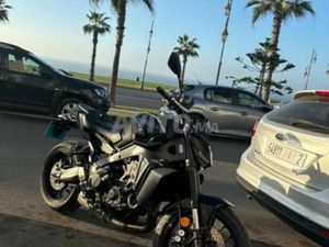 MT-09 TRÈS BONNE ÉTAT À VENDRE