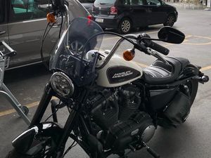 HARLEY DAVIDSON ROADSTER SPORTSTER