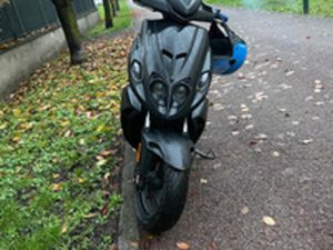 F12 R TENUTO SEMPRE IN GARAGE