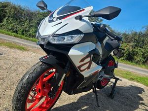 RS 457 APRILIA