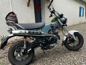 HONDA DAX 125 ST
