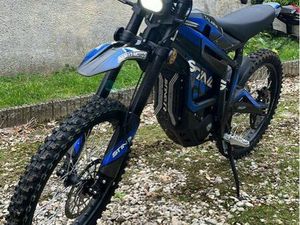 TALARIA STING 4000 1ERE MAIN