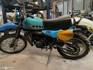 YAMAHA 250 IT 1980