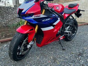 HONDA CBR 1000 SP