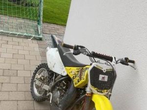SUZUKI RM 85
