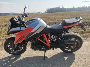 KTM 1290 SUPER DUKE GT