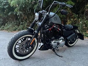 HARLEY DAVIDSON SPORTSTER FORTY EIGHT 48 BOBBER UMBAU 1200 CCM