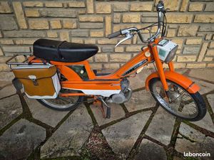 LOT 2 MOTOBECANE 50V