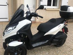SCOOTER MP3 PIAGGIO 300CM