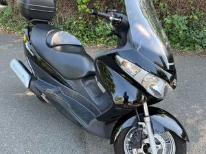 SUZUKI BURGMAN 125 NOIR