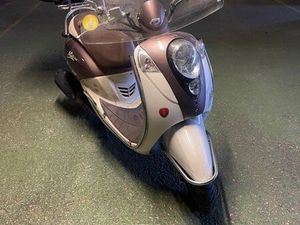 SCOOTER MIO 100