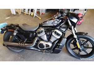 HARLEY DAVIDSON SPORTSTER NIGHTSTER