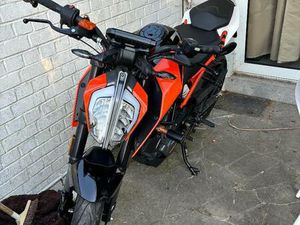 ② VEND KTM DUKE 2018