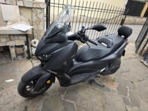 YAMAHA X-MAX