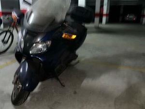 SUZUKI - SUZUKI BURGMAN 650