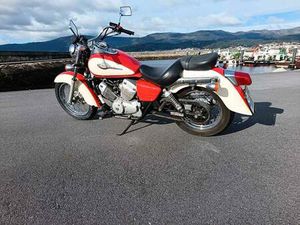 HONDA - SHADOW VT 125