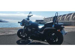 SUZUKI - INTRUDER M800