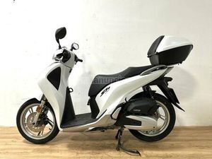 HONDA - SCOOPY SH125I ABS