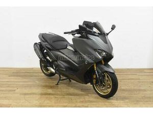 YAMAHA - TMAX 560 TECH MAX