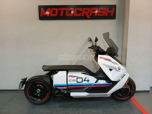 BMW - CE 04