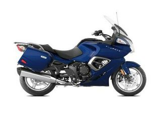 2016 TRIUMPH TROPHY SE ABS