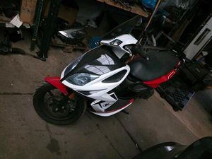 KYMCO SUPER 8 50 CCM ROLLER