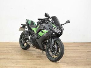 KAWASAKI - NINJA 650