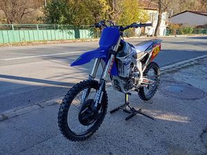 YAMAHA YZF YZF 250 →