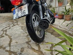 YAMAHA 125 CC CUSTOM – EXCELENTE ESTADO – 14 523 KM PEREIRA