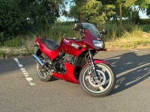 KAWASAKI GPZ 500S – TOP GEPFLEGT, NEUE REIFEN