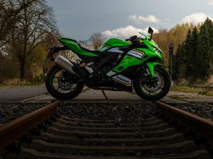 KAWASAKI ZX4RR 2024 NOCH ÜBER 3 JAHRE GARANTIE