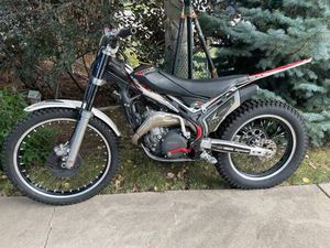 BETA EVO 290 TRIALS BIKE WITH LONG RANGE TANK