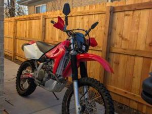 2001 HONDA XR650R – STREET-LEGAL BAJA LEGEND, FULLY DIALED