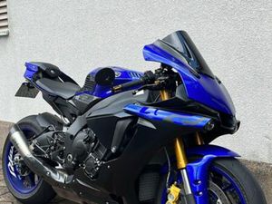 YAMAHA YZF-R1 RN49