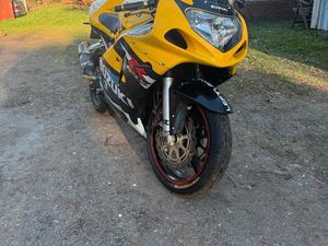 SUZUKI GSX-R 600 K2
