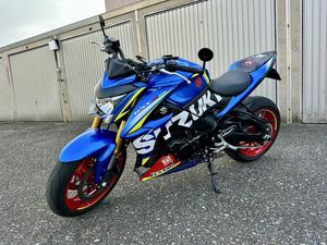 SUZUKI GSX-S 1000