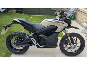 ZERO DS ZF14.4 ADVENTURE ELECTRIC AUTOMATIC EURO 5 (59 PS)