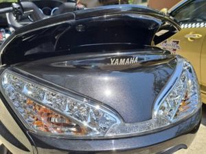 YAMAHA MAJESTY 400 →