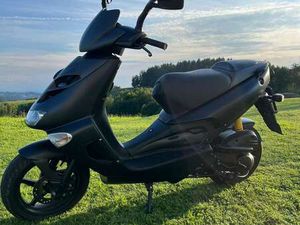 50 2TAKT MIT DIVERSEN TEILEN