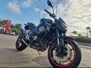 KAWASAKI - Z800