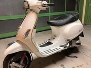 PIAGGIO VESPA 150 S