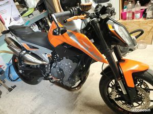 KTM 790